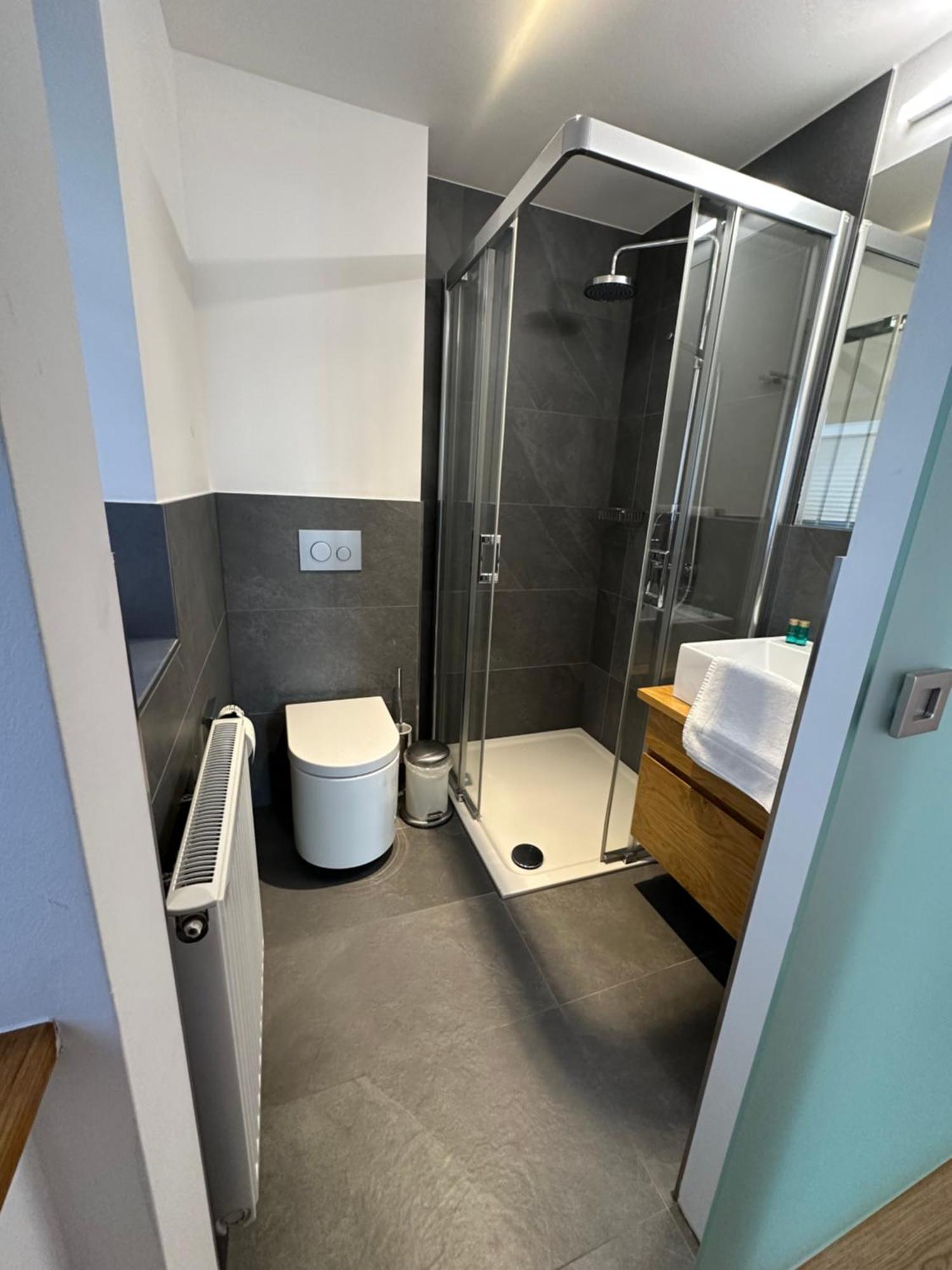 Bed & Breakfast Wanderers Neubau Birkweiler